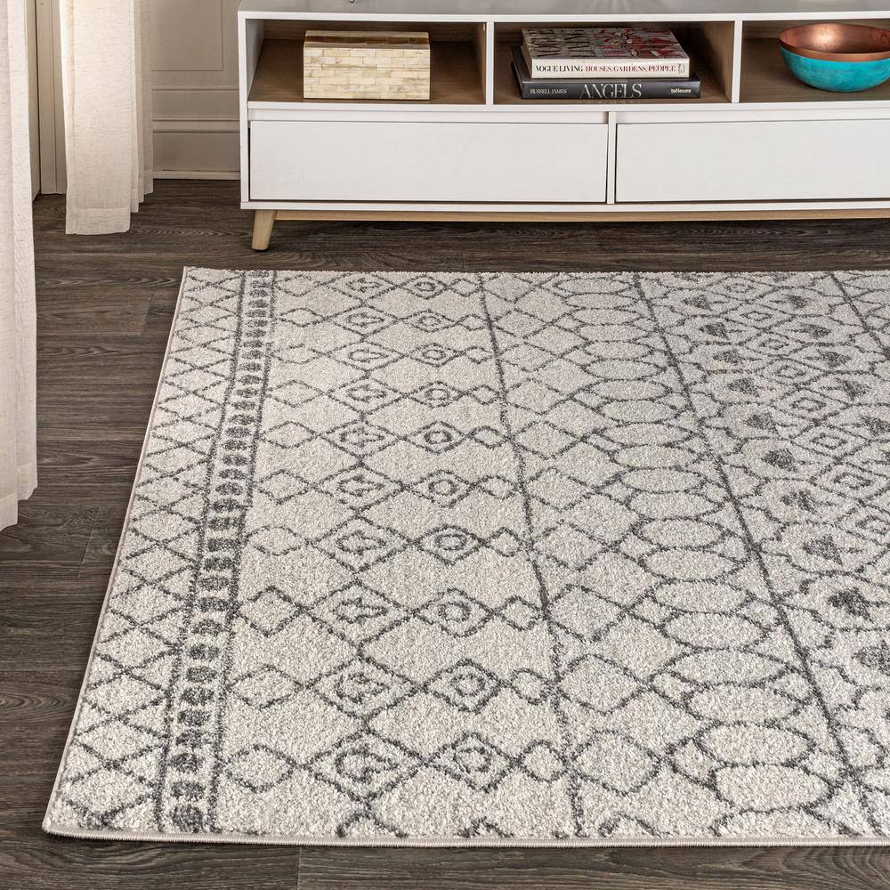 Vintage Moroccan Inspired Easy-Care Gray & Ivory Area Rug