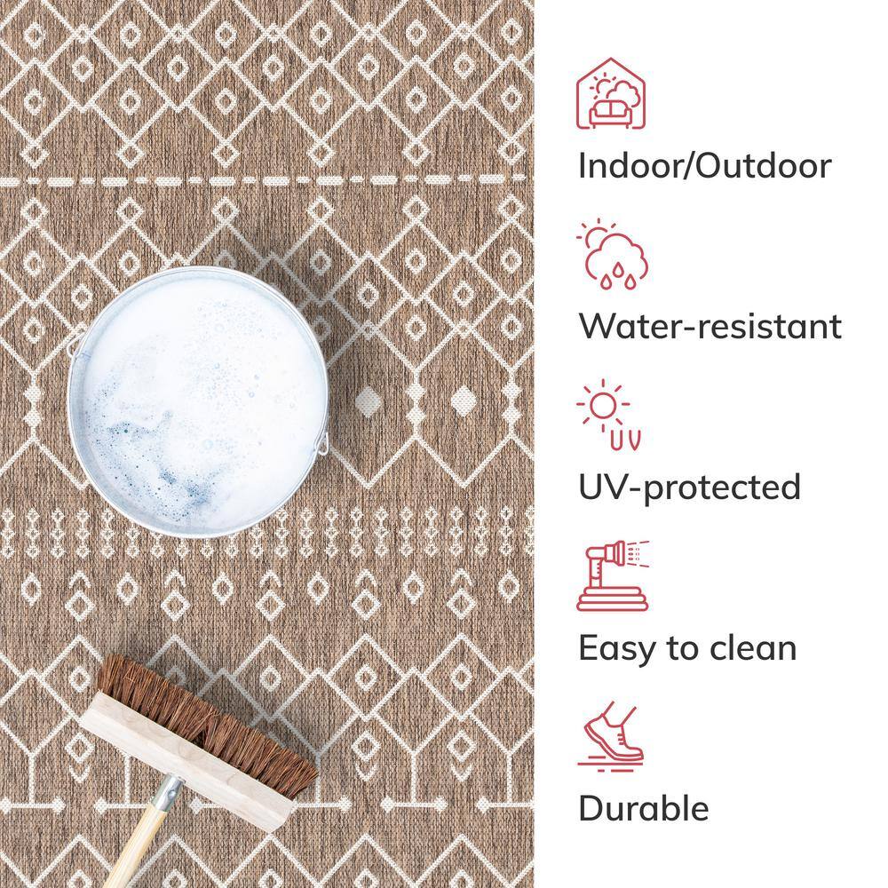Taupe Synthetic 5' x 7' Easy-Care Rectangular Area Rug