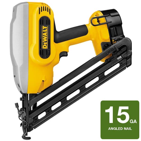 DEWALT 18-Volt XRP NiCd Cordless XRP 15-Gauge 34 Degree Angled Nailer Kit with Battery 2.4Ah, 1-Hour Charger and Case