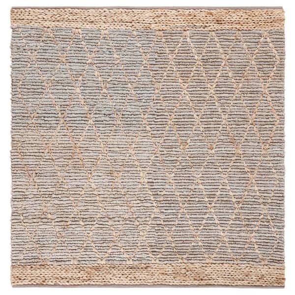 SAFAVIEH Natural Fiber Silver 6 ft. x 6 ft. Border Multi-Diamond Square Area Rug