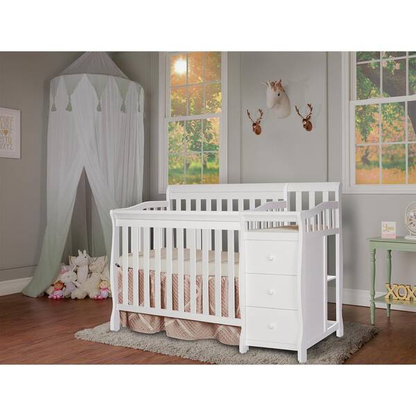 jayden mini crib