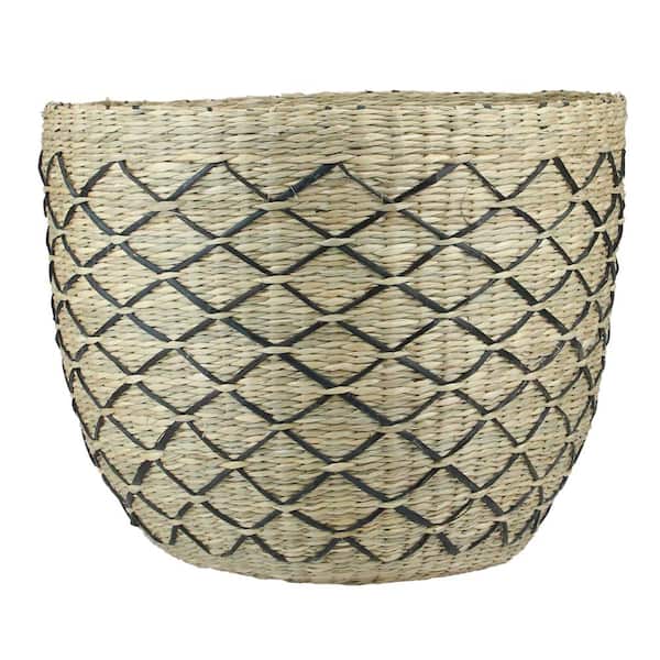 Northlight 12" Natural Brown and Black Woven Lattice Seagrass Basket