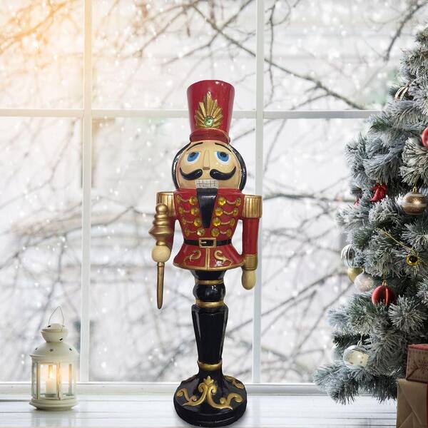 HAND PAINTED & DECORATED RESIN NUTCRACKER TOY SOLDIER CHRISTMAS TREE ORNAMENT 