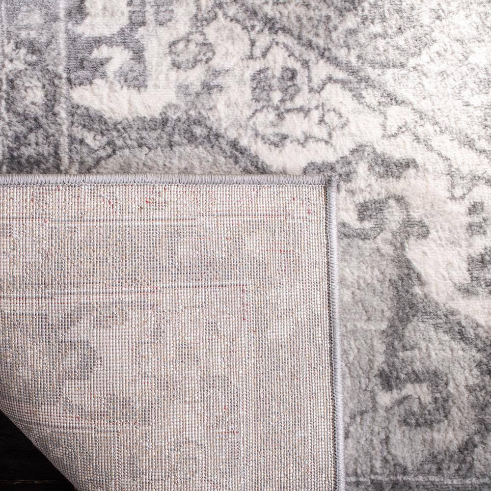 Brentwood Gray and Cream Synthetic 4' x 6' Area Rug