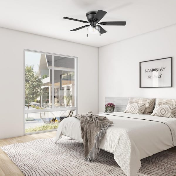 Halle 42 in. Indoor Matte Black Flush Mount Standard Ceiling Fan with Light, Pull Chain & Dual Finish Blades