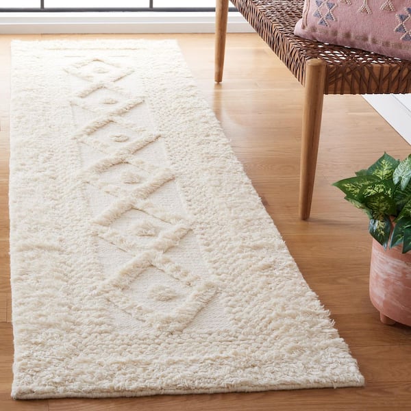 Kenya 2 ft. x 8 ft. Ivory Diamond High-Low Runner Rug