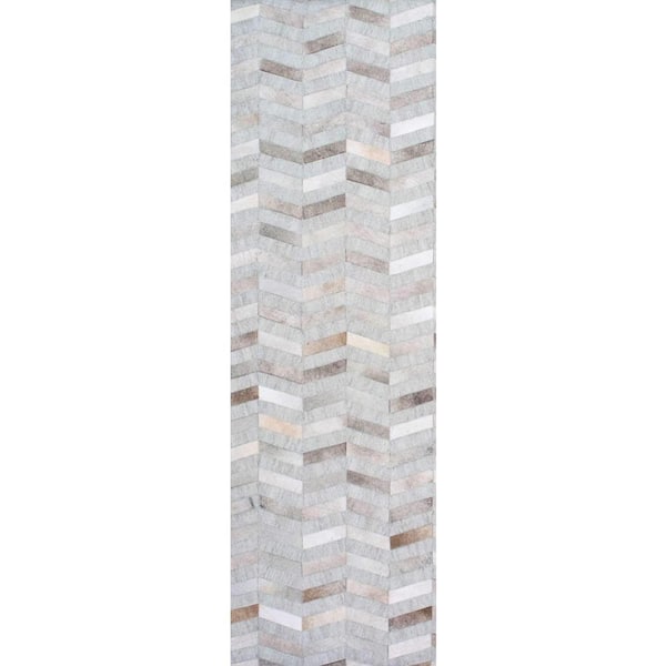 nuLOOM Mitch Cowhide Herringbone Silver 3 ft. x 8 ft. Runner Rug