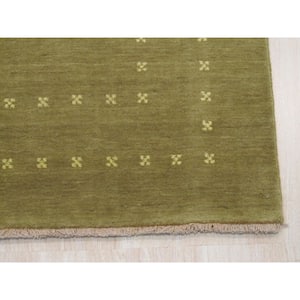 Green 5 ft. x 8 ft. Handmade Wool Transitional Area Rug