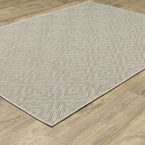 Cliffs Gray 8 ft. x 10 ft. Geometric Diamonds Polypropylene Indoor/Outdoor Area Rug