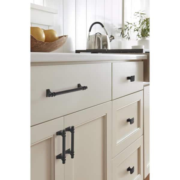Davenport 6-5/16 in. (160mm) Classic Matte Black Bar Cabinet Pull