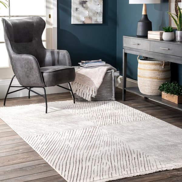 Jazlyn Beige 5 ft. Striped Round Rug