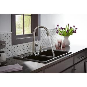 Rubicon Single-Handle Pull-Down Sprayer Kitchen Faucet in Vibrant Stainless