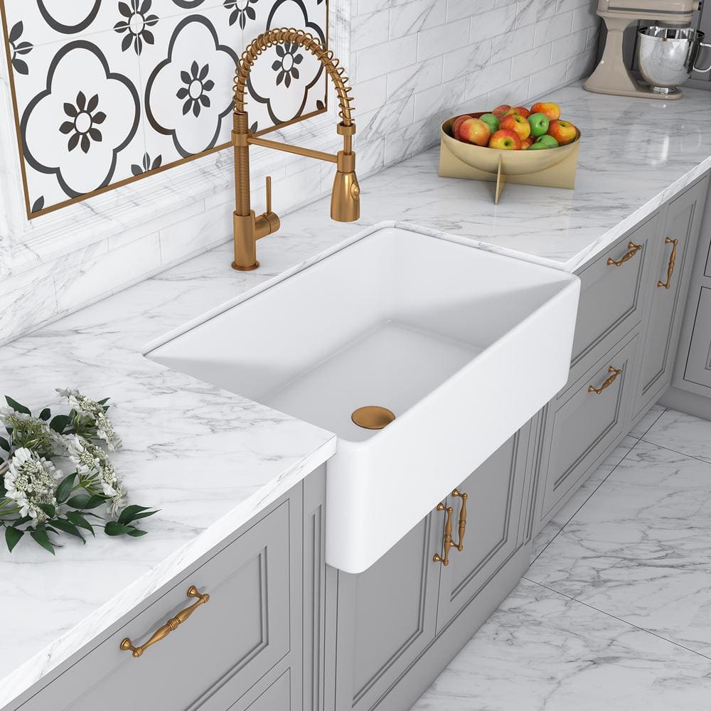 Trento 33'' White Fireclay Single Bowl Farmhouse Sink