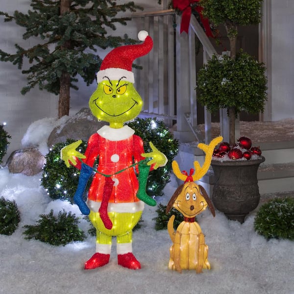 Outdoor Christmas Decorations: Embrace Your Inner Grinch