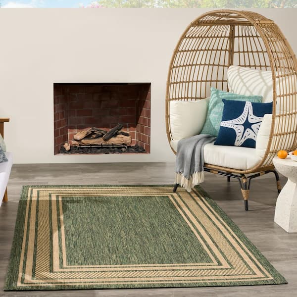 Horizon Green 5 ft. x 7 ft. Indoor/Outdoor Bordered Contemporary Area Rug
