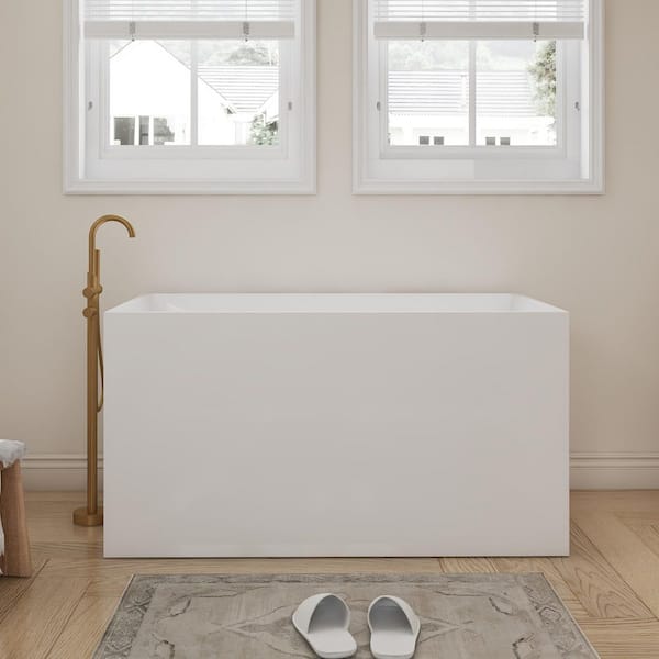 47.2 in. x 27.5 in. Acrylic Flatbottom Freestanding Bathtub Soaking Bathtub in White