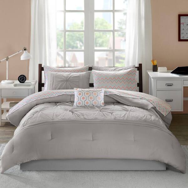 Intelligent Design Devynn 7-Piece Grey Twin Comforter Set