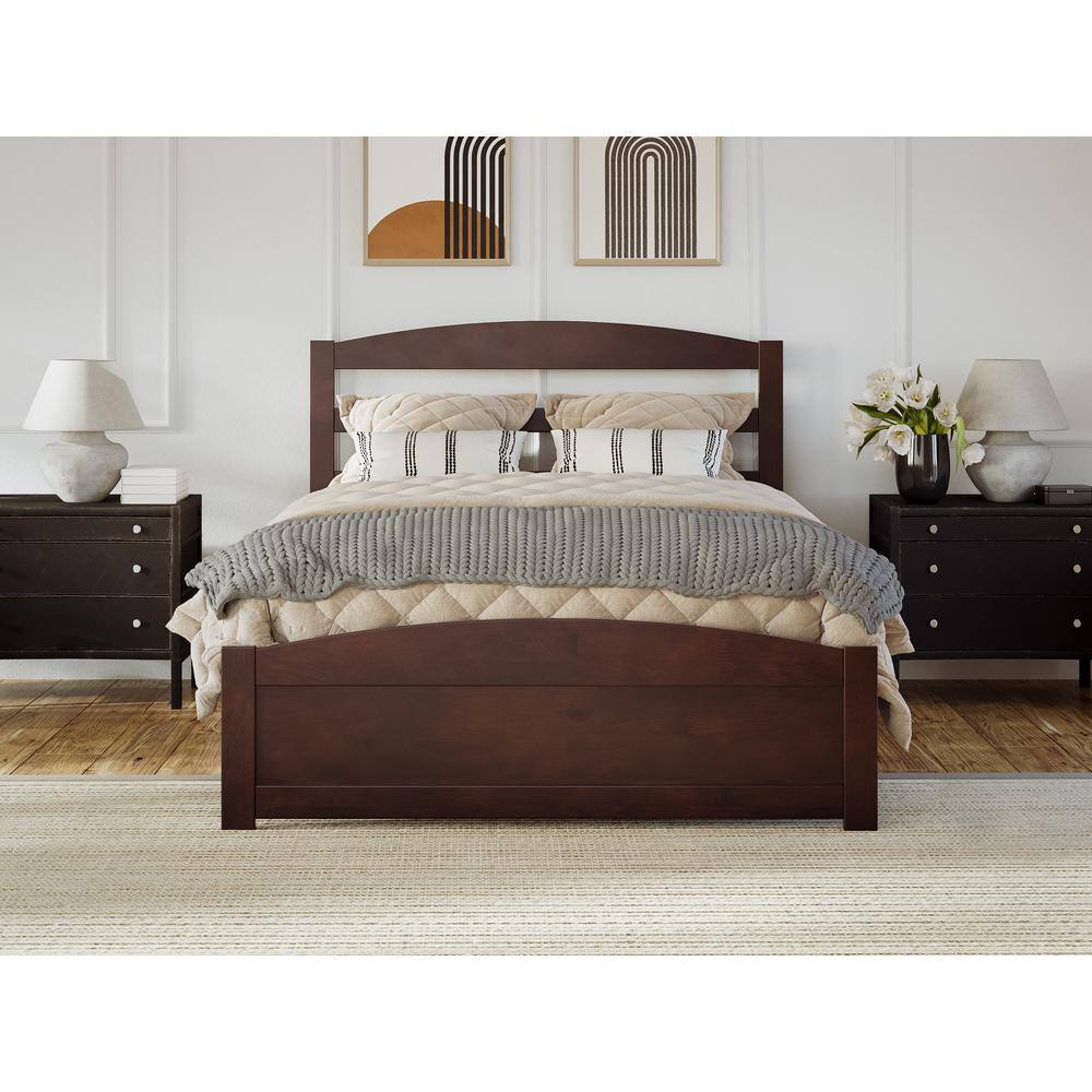 Warren Walnut Queen Platform Bed with Slatted Headboard