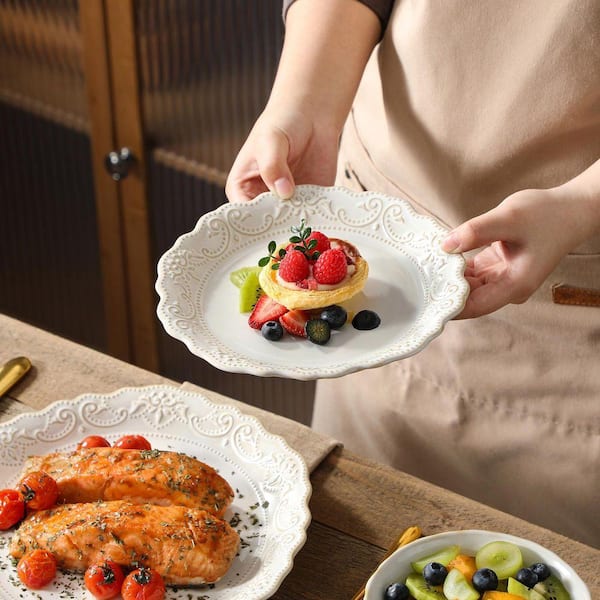 MALACASA 16-Piece Cream White Stoneware Dinnerware Set Service for