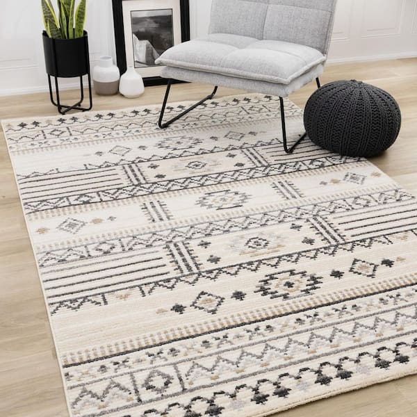 Solvyn Collections 5 ft. x 8 ft. Beige Tribal/Southwestern Indoor Area Rug