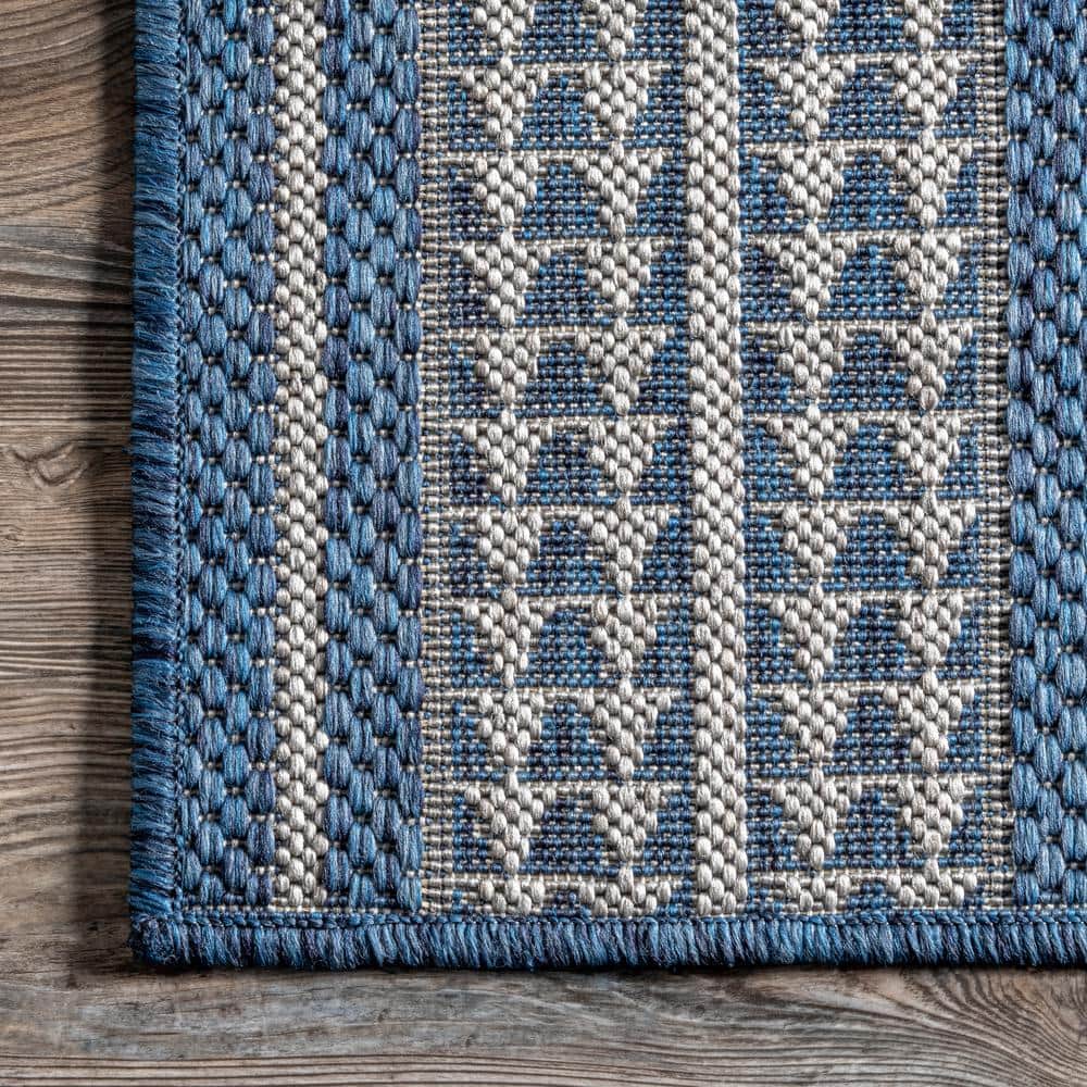 Modern Blue Geometric 7x9 Indoor/Outdoor Synthetic Area Rug