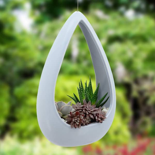 Arcadia Garden Products Cone 8-1/2 in. x 5-1/4 in. Sky Ceramic Hanging  Planter AP11S - The Home Depot