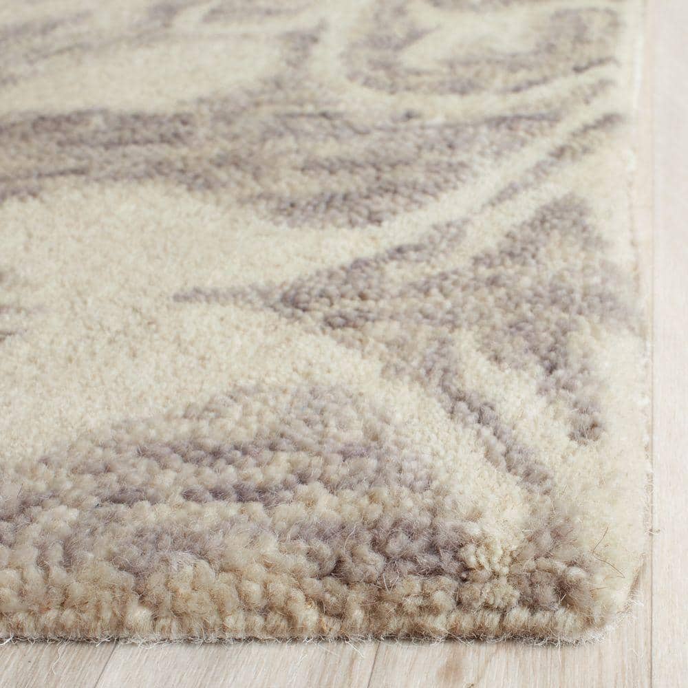 Gray and Ivory Hand-Tufted Wool 8' x 10' Area Rug