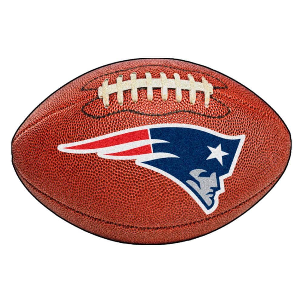 FANMATS NFL New England Patriots Photorealistic 20.5 in. x 32.5 in Football  Mat 5799 - The Home Depot