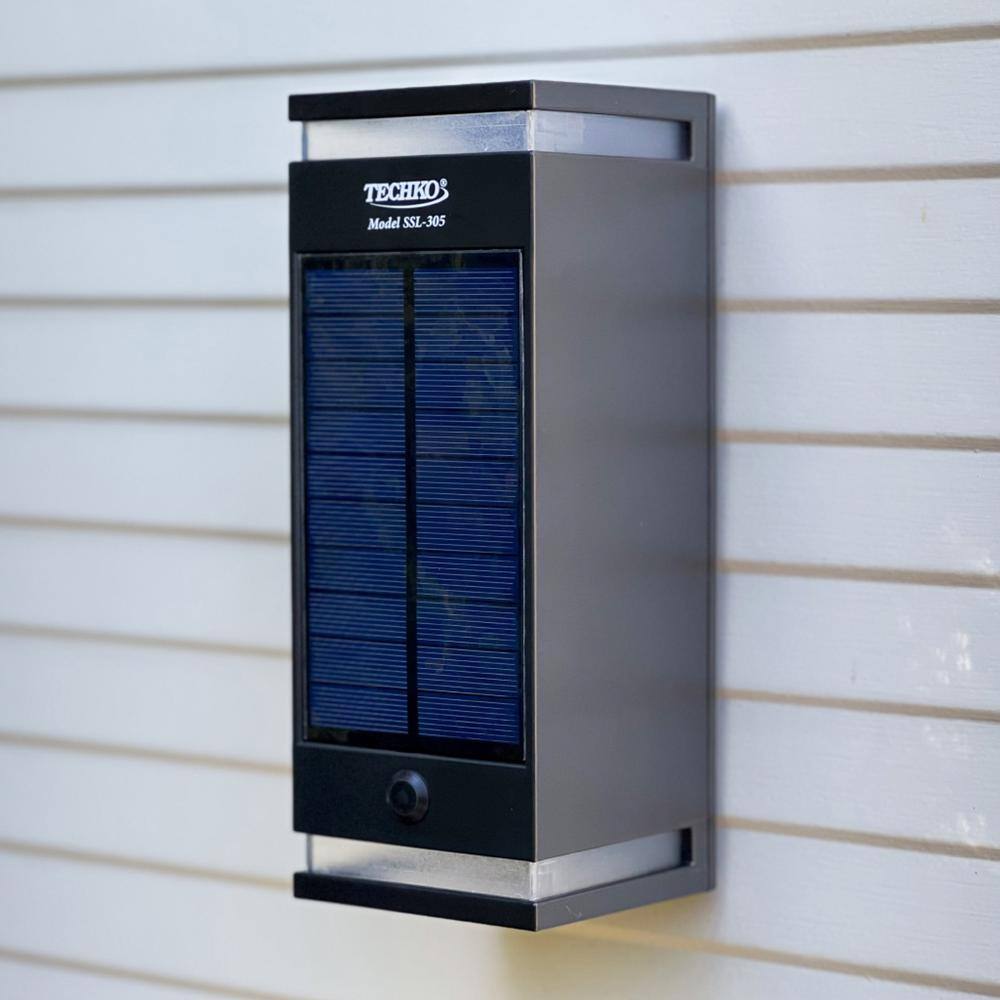 Black Dual-Direction Solar LED Outdoor Wall Sconce