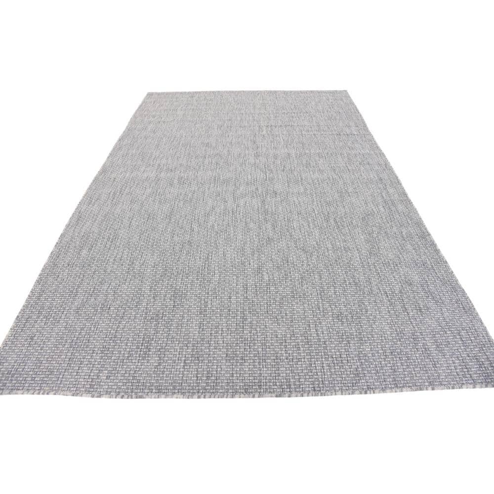 Light Gray Synthetic 6' x 9' Easy-Care Outdoor Rug