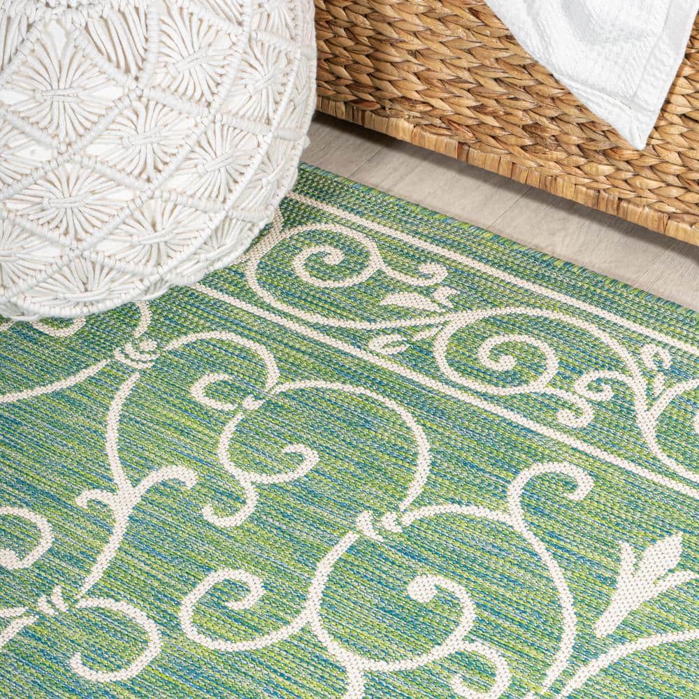Charleston Green and Ivory Filigree Flat Woven Indoor/Outdoor Rug