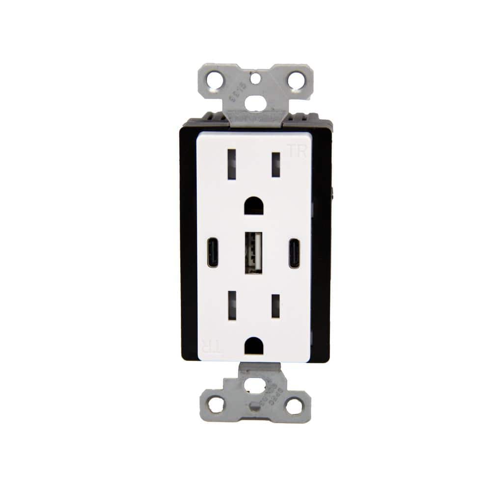 White 15 Amp Tamper Resistant Duplex Outlet with 3 USB Ports