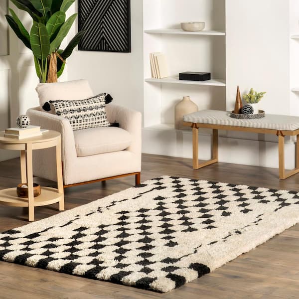Nathalie Modern Checkered Shag Ivory 6 ft. x 9 ft. Area Rug
