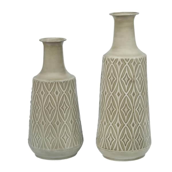 LuxenHome 2-Piece Green-Gray Metal Damask Vase Set