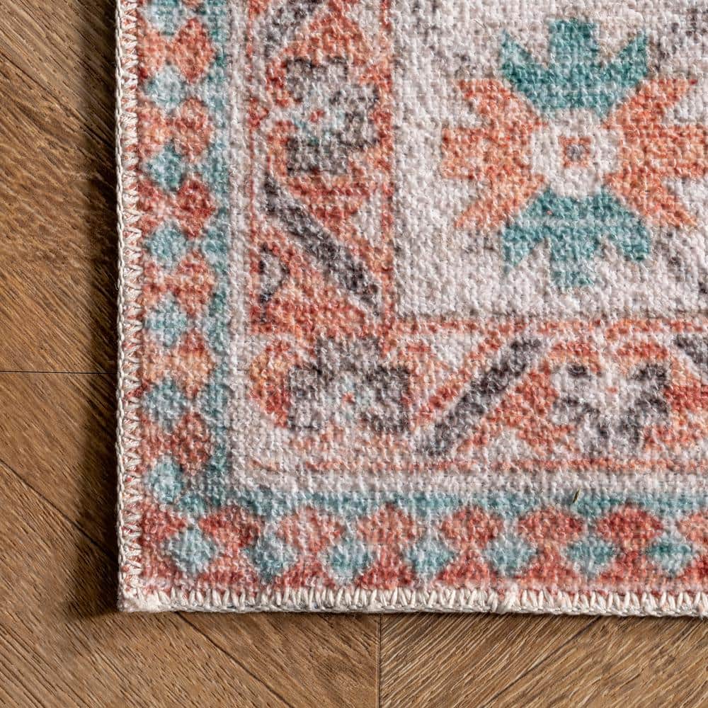 Alicia Gray and Rust Synthetic Medallion Washable 4' x 6' Area Rug