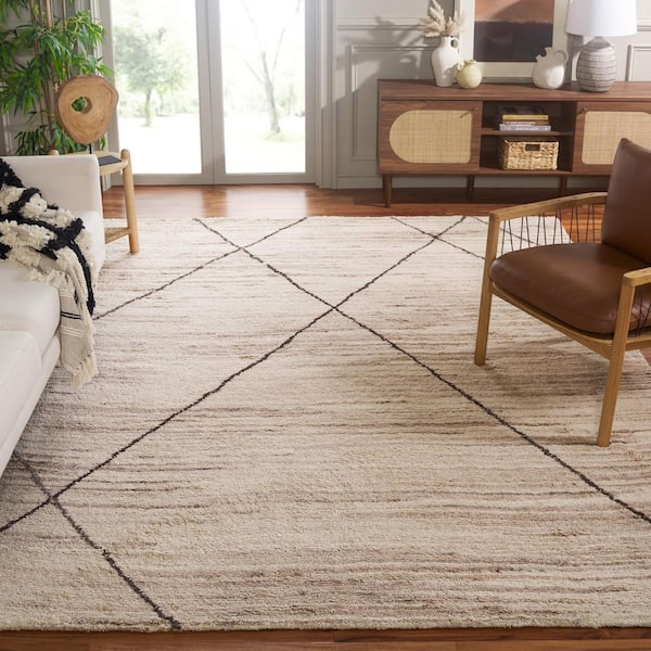 Casablanca Beige 9 ft. x 12 ft. Abstract Diamond Area Rug