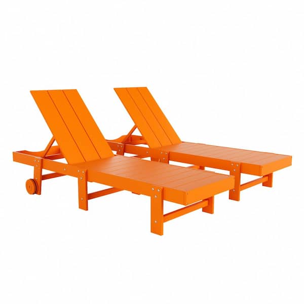 WESTIN OUTDOOR Shoreside 2-Piece Modern HDPE Fade Resistant Portable Reclining Chaise Lounge Chairs With Wheels in Orange