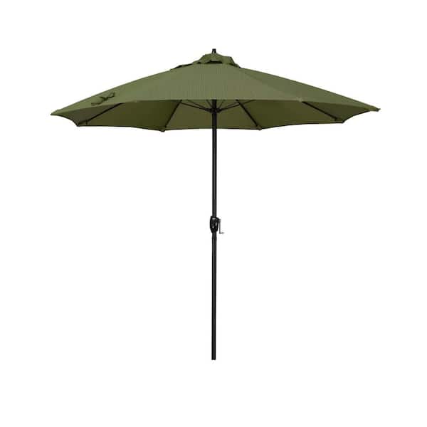 California Umbrella 7.5 ft. Bronze Aluminum Market Patio Umbrella with Fiberglass Ribs and Auto Tilt in Terrace Fern Olefin
