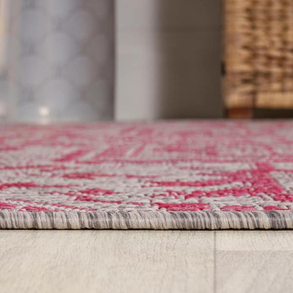 https://images.thdstatic.com/productImages/d80233d0-33db-4755-85f7-c6cf5dbf7b91/svn/light-gray-fuchsia-jonathan-y-outdoor-rugs-smb105f-5r-77_600.jpg