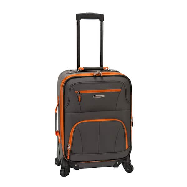 Rockland Pasadena 19 in. Expandable Spinner Carry-On