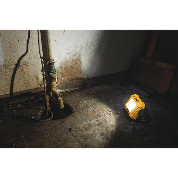 DEWALT - 20V MAX Compact Cordless Task Light