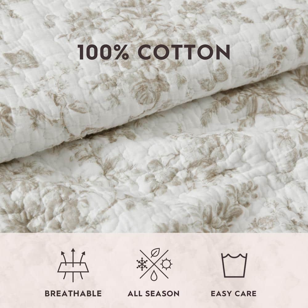 King White Cotton Reversible Quilt Set with Shams