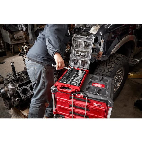 Milwaukee - 3/8 in. Drive Metric Ratchet and Socket Mechanics Tool Set with PACKOUT Case (32-Piece)