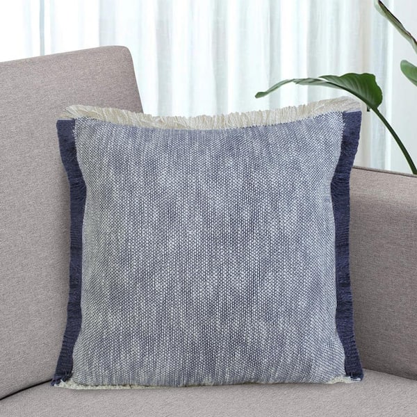 LR Home Aspen 20-in x 20-in Gray Cotton Indoor Decorative Pillow Polyester | PILLO07849MCH1818