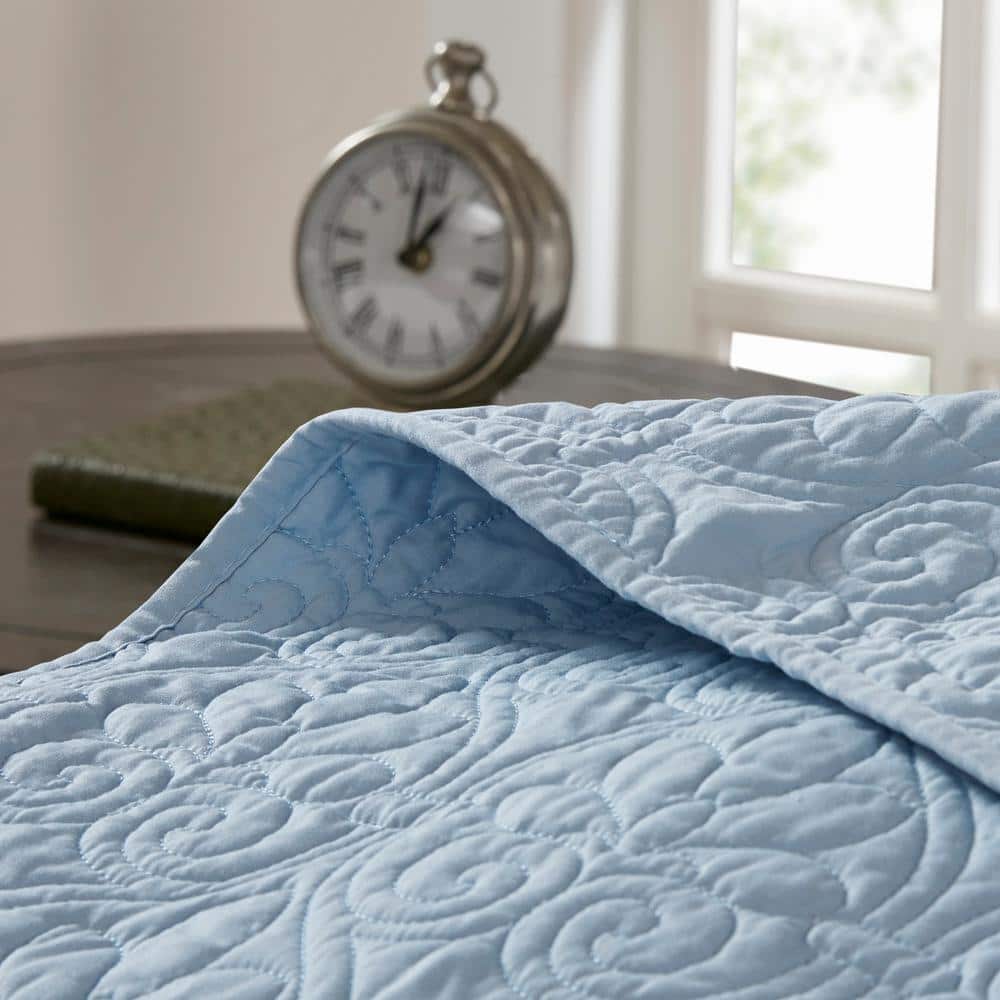 King Blue Microfiber Reversible Bedspread Set with Cotton Fill
