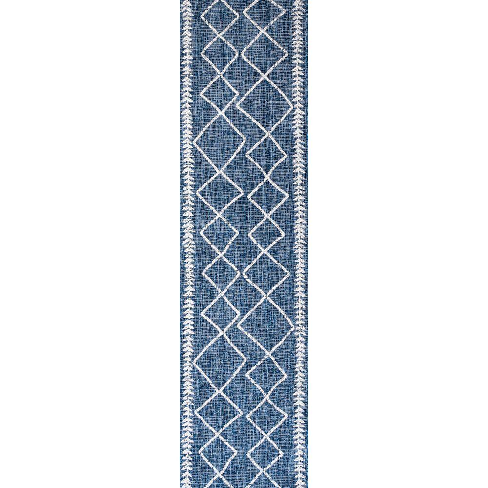 Boho-Chic Blue Diamond Trellis Handwoven-Look Indoor/Outdoor Rug