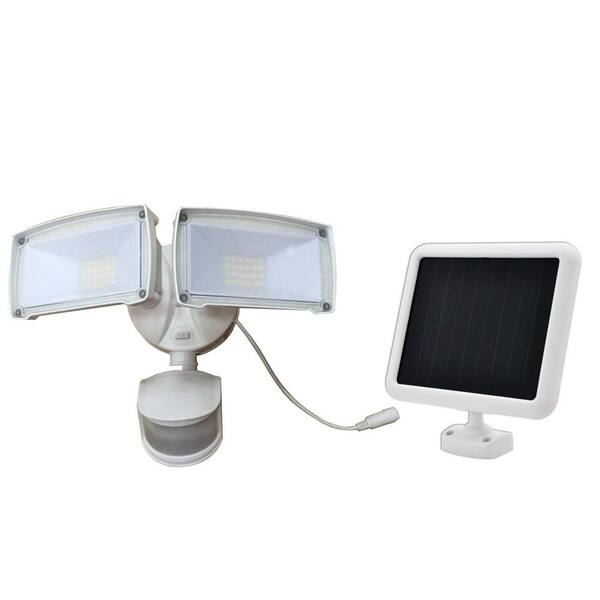 Deck Impressions 180-Degree White Motion Activated Outdoor Solar Integrated LED Landscape Dual-Head Security Flood Light