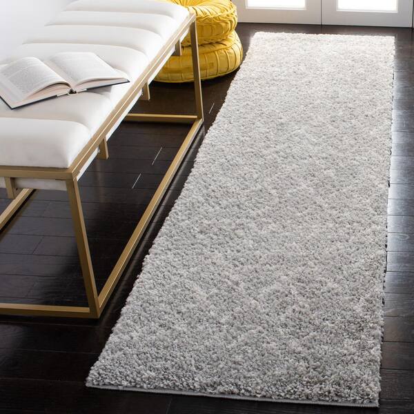 Berber Shag 2 ft. x 9 ft. Light Gray/Cream Tribal Runner Rug