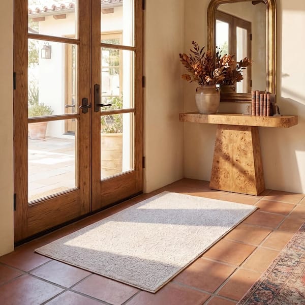 Reflection 2 ft. x 4 ft. Creme/Ivory Oriental Accent Rug