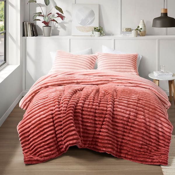 510 Design Avril 2-Piece Blush Ombre  Microfiber Twin/Twin XL Fluffy Ribbed Plush Comforter Set